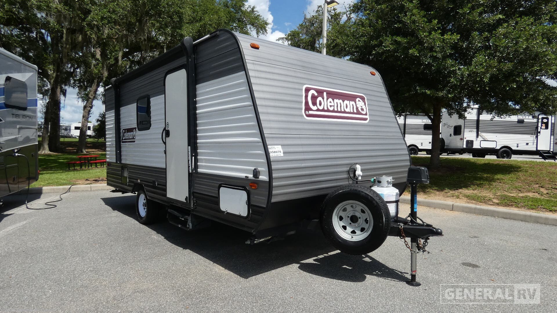 Used 2021 Dutchmen Coleman Lantern Series 17B available in Ocala, Florida