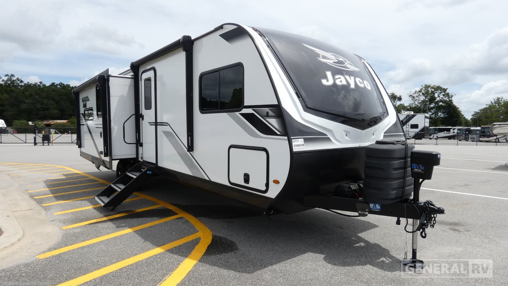 Used 2026 Jayco Jay Feather 27MK available in Ocala, Florida