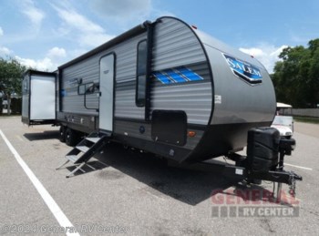 Used 2020 Forest River Salem 31KQBTS available in Dover, Florida