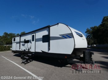 Used 2023 Forest River Salem 33TSX available in Dover, Florida