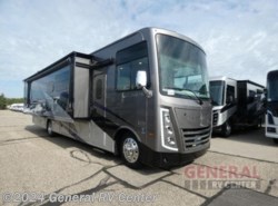 New 2025 Thor Motor Coach Luminate CC35 available in Dover, Florida