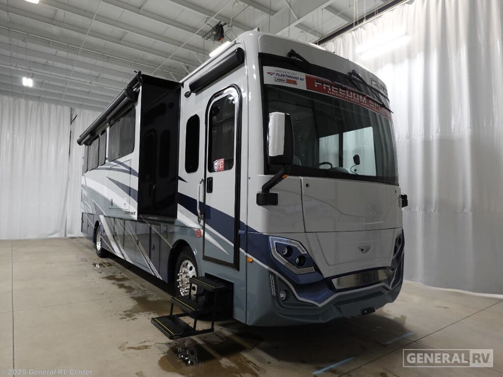 New 2025 Fleetwood Frontier 36SS available in Dover, Florida