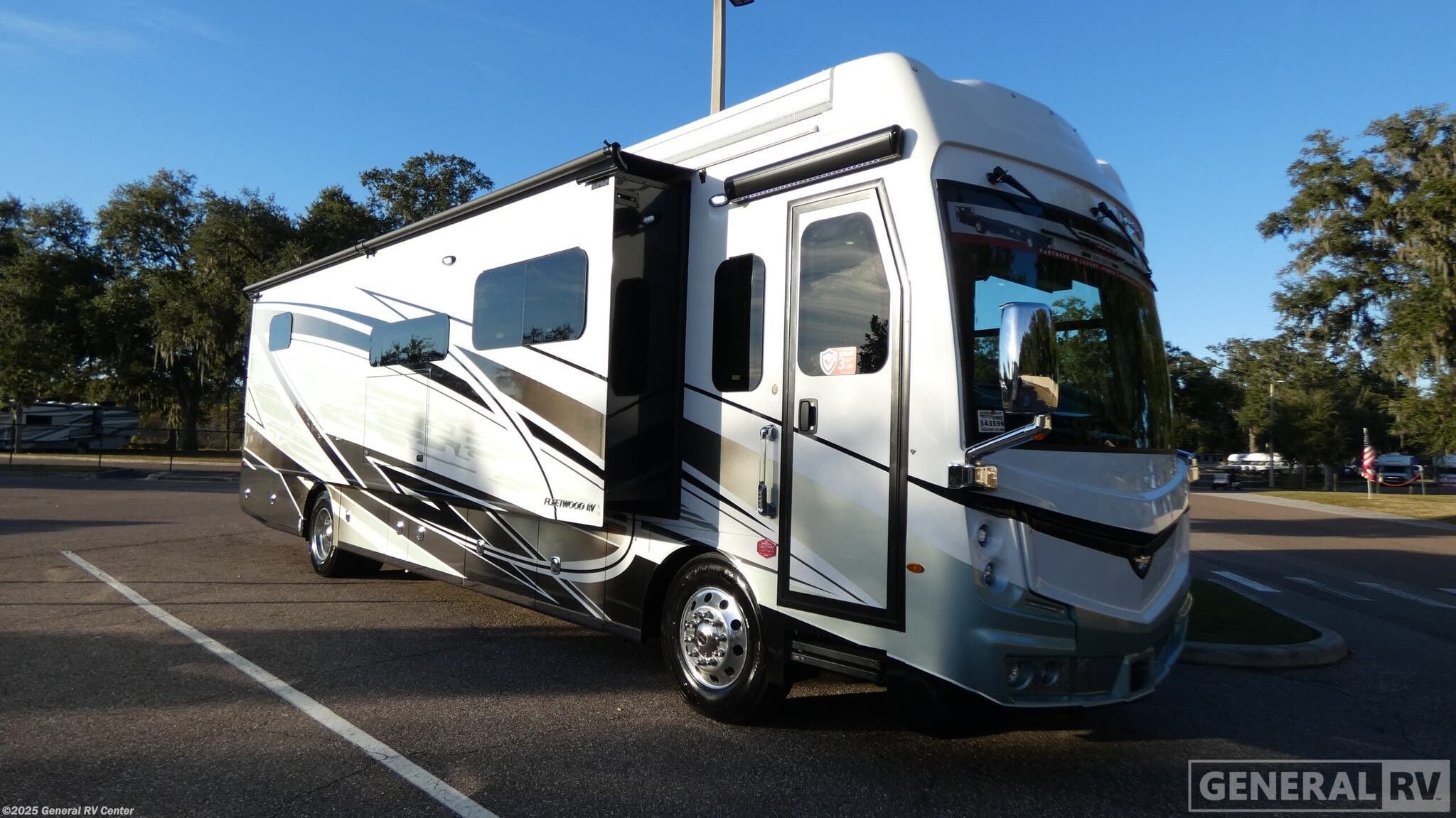 New 2026 Fleetwood Discovery LXE 40M available in Dover, Florida