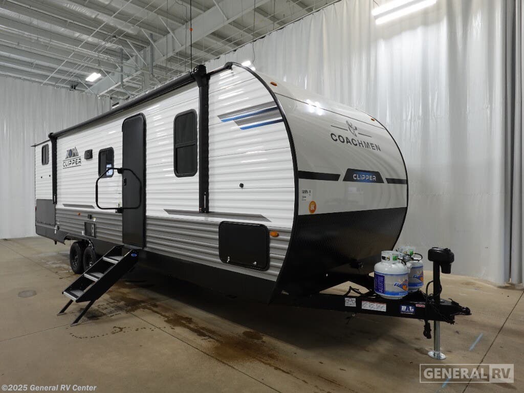 New 2026 Coachmen Clipper 262DBS available in Dover, Florida