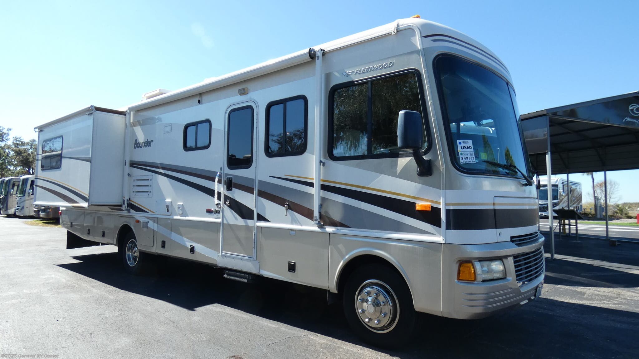Used 2005 Fleetwood Bounder 33R available in Dover, Florida