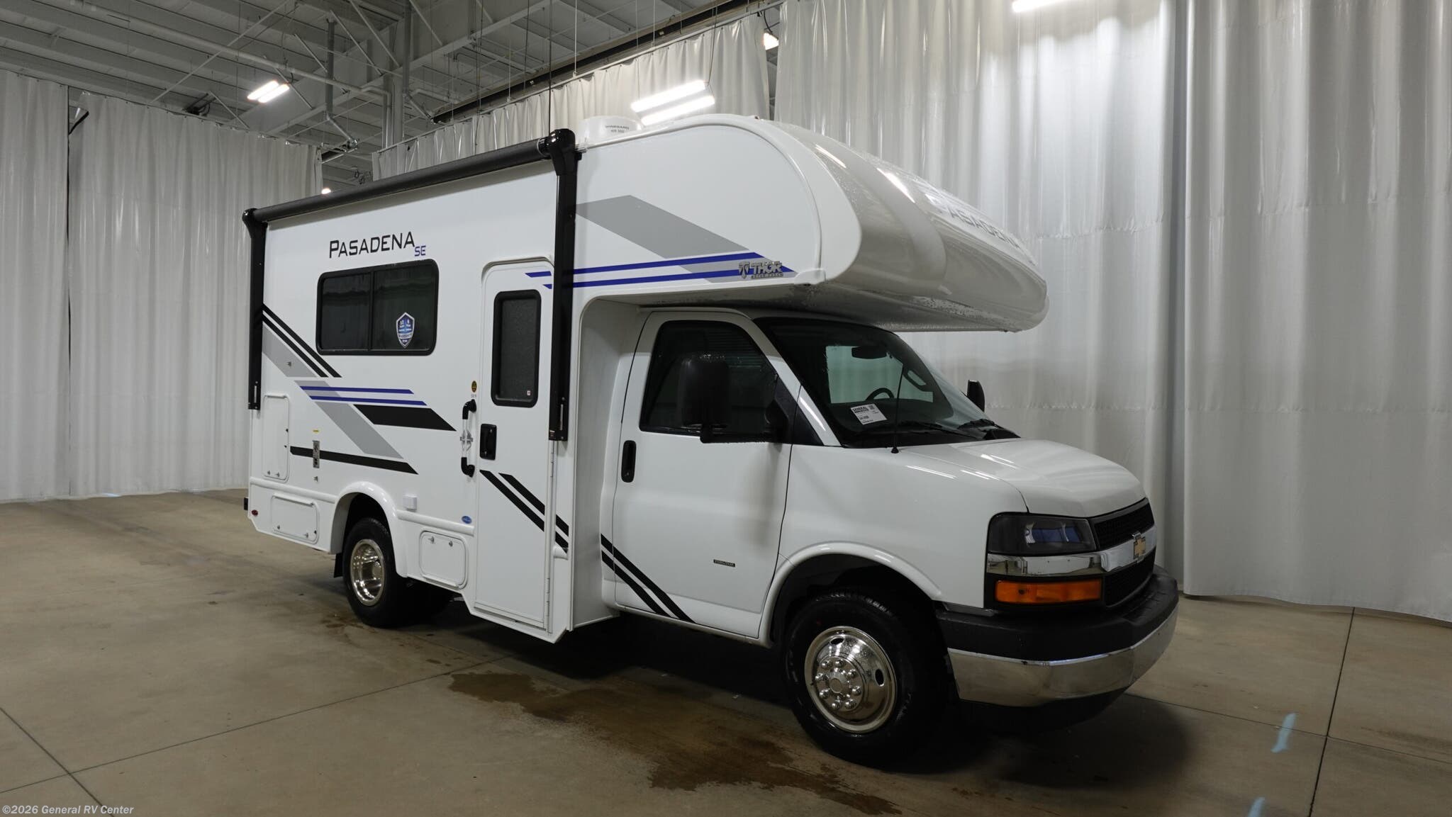 New 2026 Thor Motor Coach Pasadena SE SX19 Chevy available in Dover, Florida