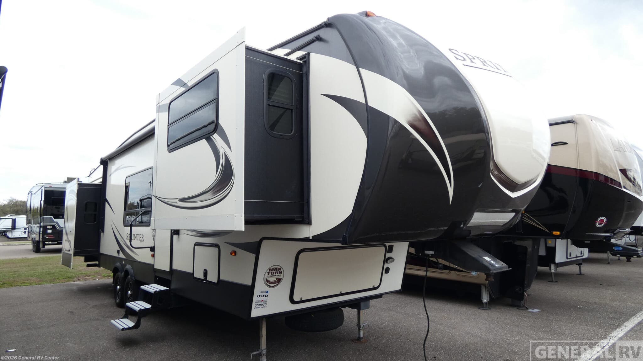 Used 2017 Keystone Sprinter 334FWFLS available in Dover, Florida