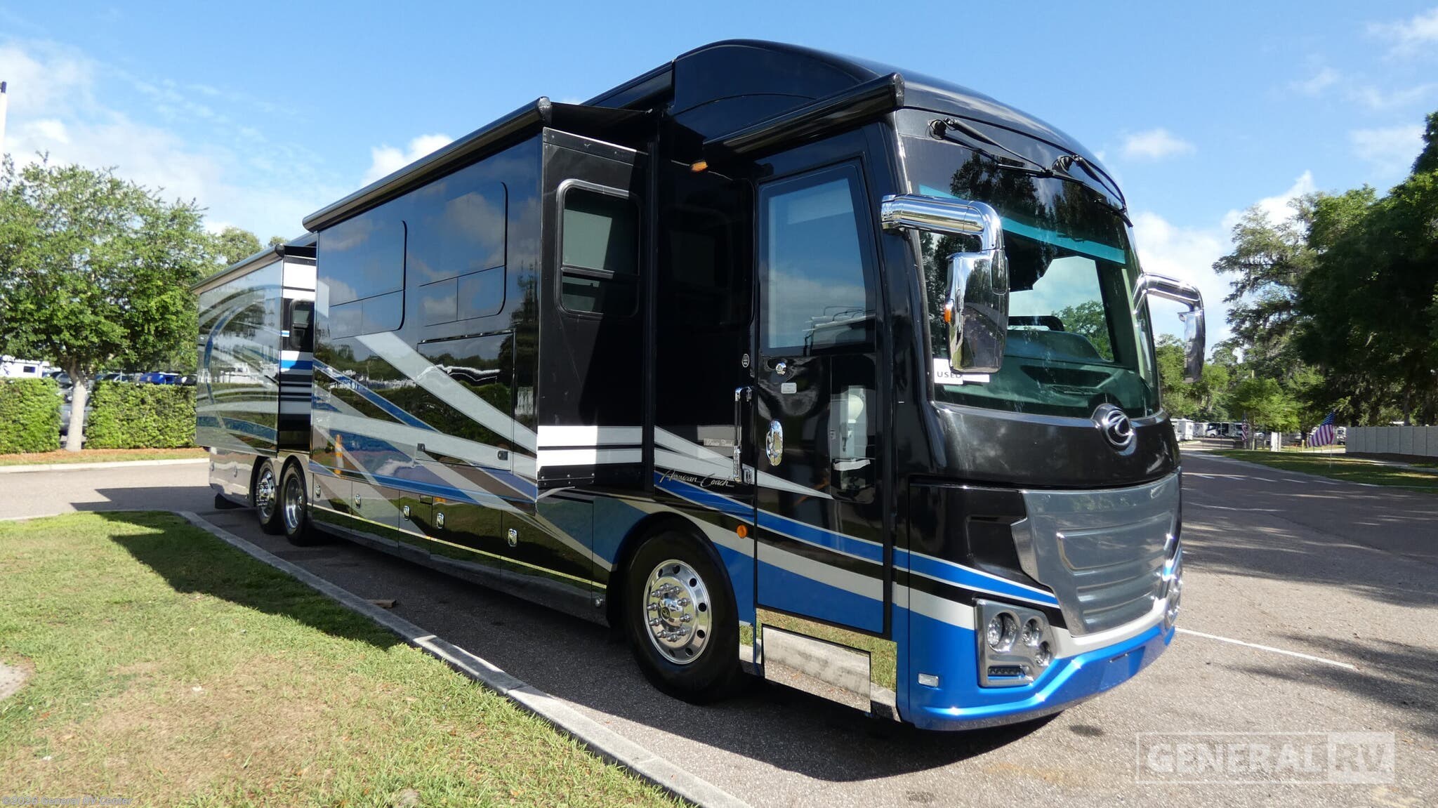 Used 2016 American Coach  HERITAGE 45T available in Dover, Florida