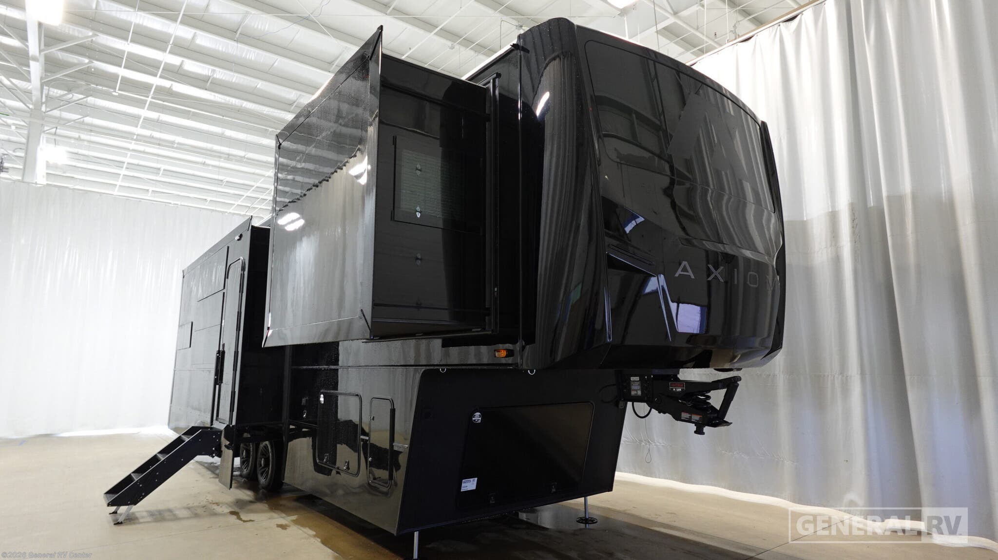 New 2027 Axiom Imperium I2900 available in Dover, Florida