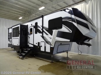 New 2022 Dutchmen Voltage 3635 available in Draper, Utah