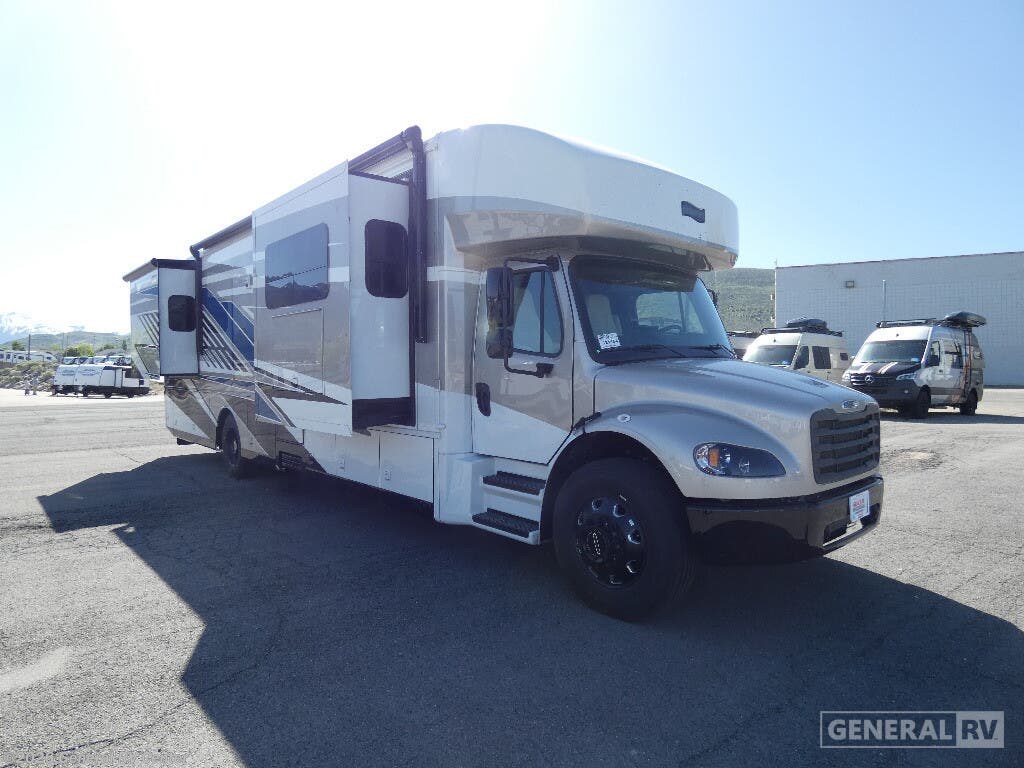 New 2026 Newmar Grand Star 3940 available in Draper, Utah