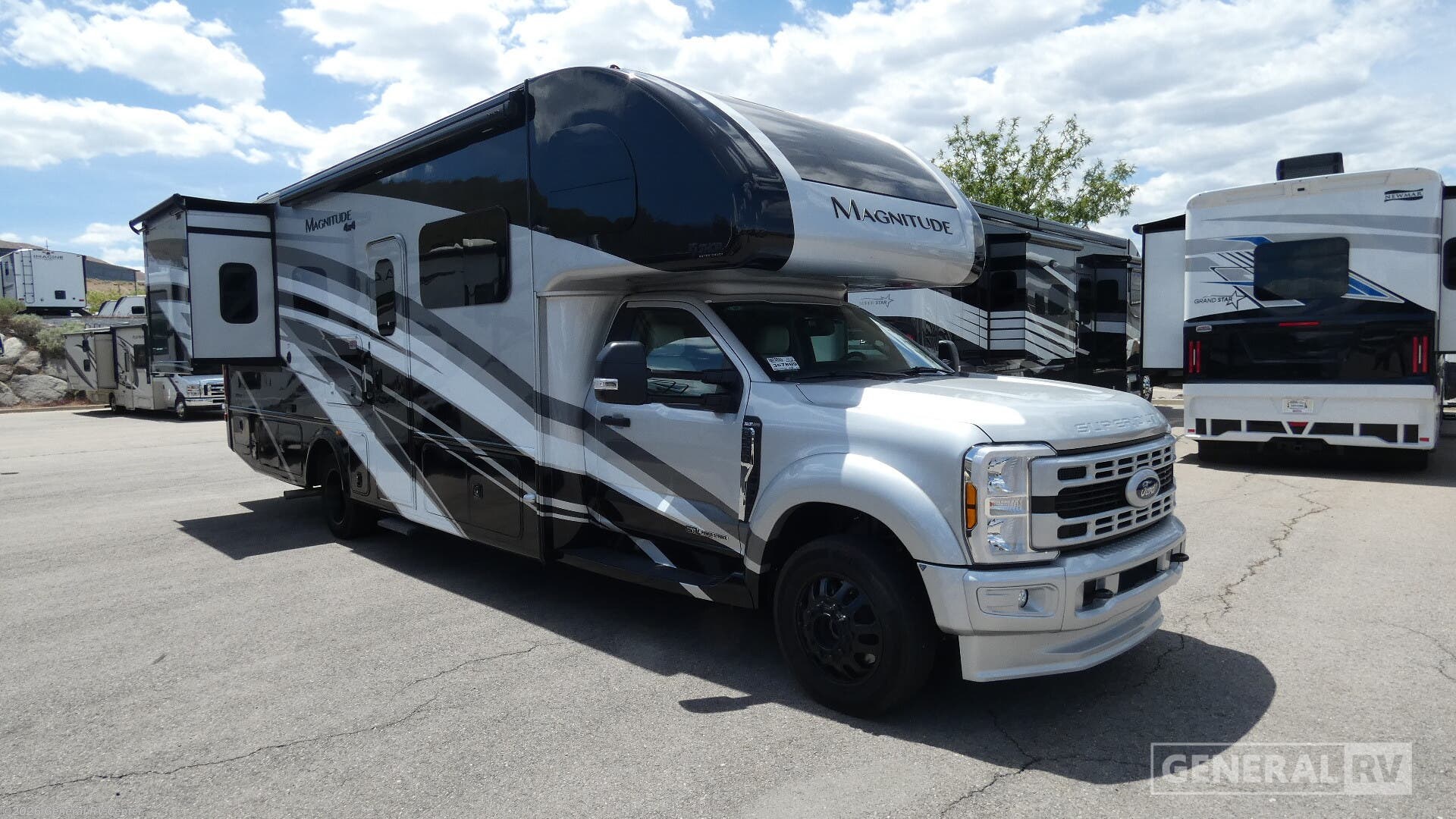 Used 2024 Thor Motor Coach Magnitude XG32 available in Draper, Utah