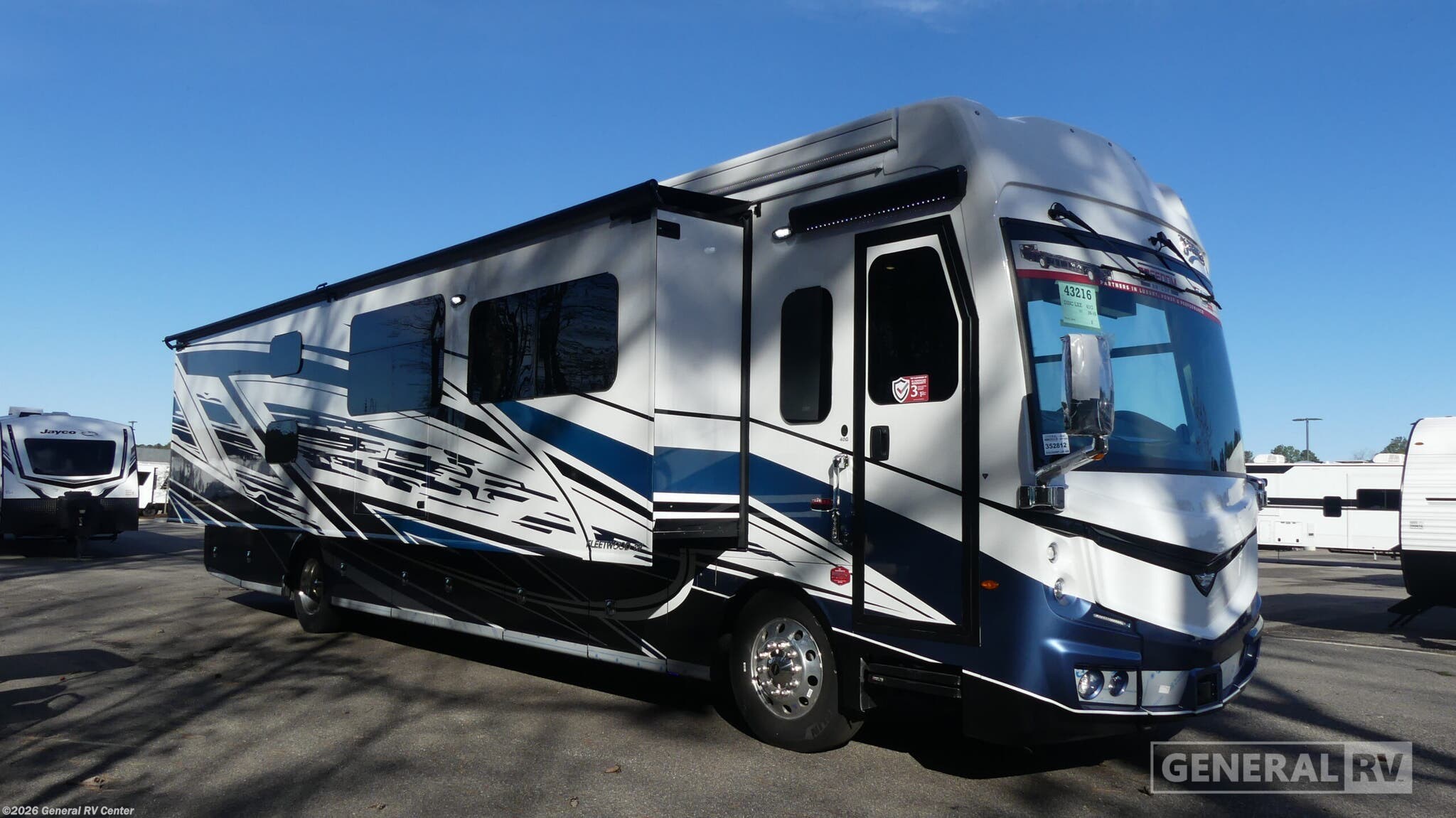 New 2026 Fleetwood Discovery LXE 40G available in Ashland, Virginia