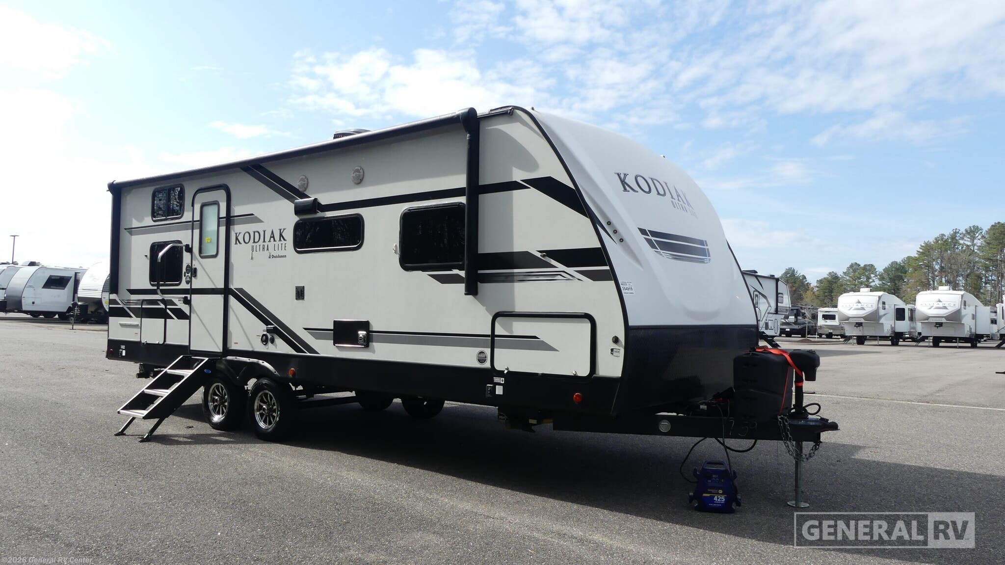 Used 2021 Dutchmen Kodiak Ultra Lite 248BHSL available in Ashland, Virginia