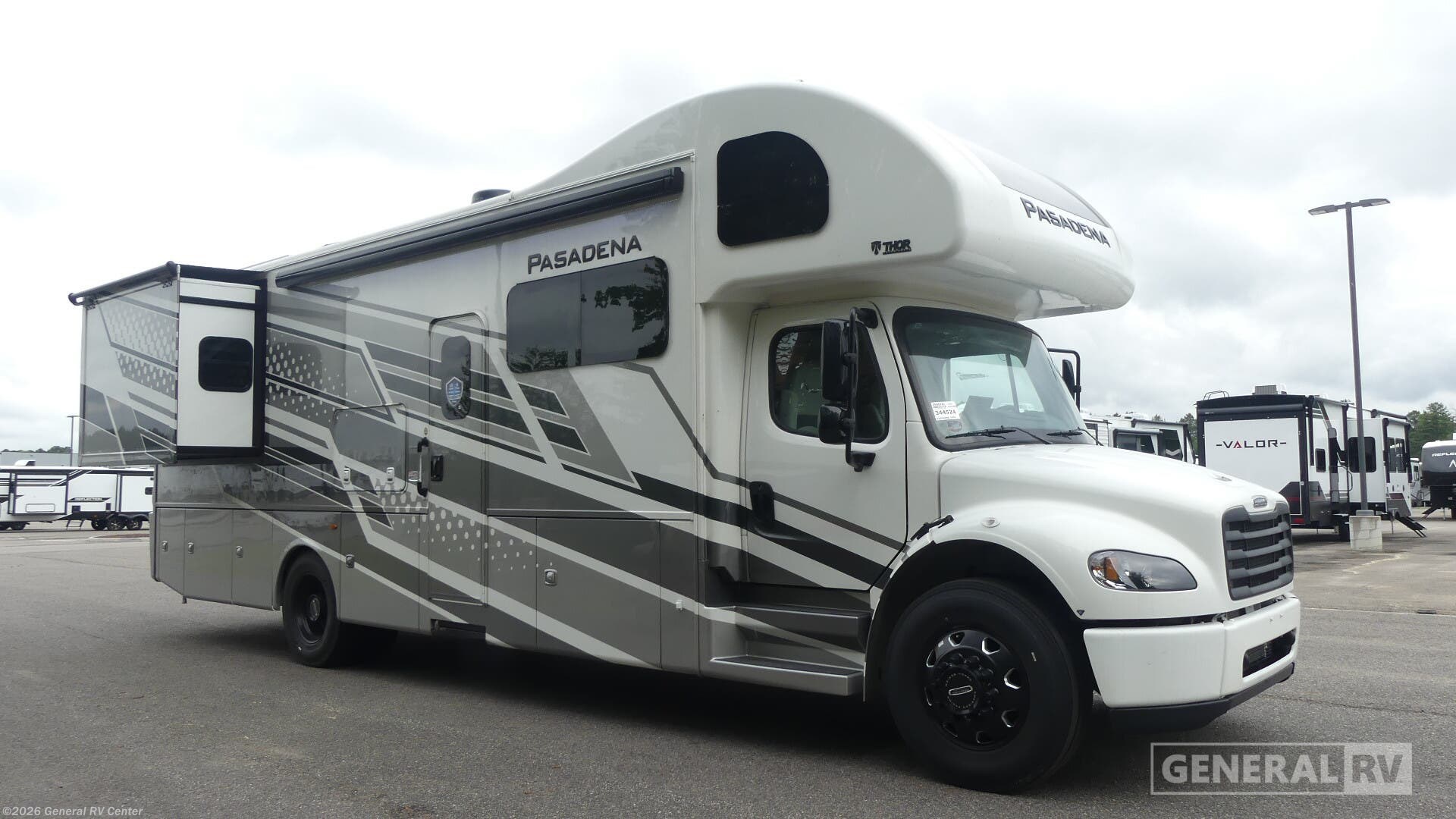 New 2026 Thor Motor Coach Pasadena 34XG available in Ashland, Virginia