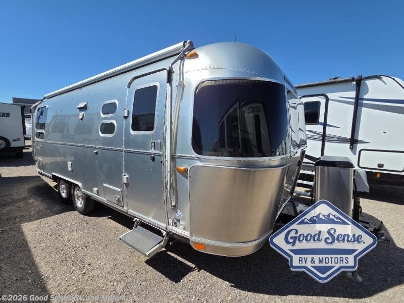 Used 2018 Airstream Flying Cloud 30RB available in Albuquerque, New Mexico