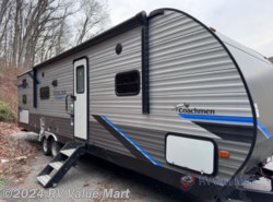 Used 2022 Coachmen Catalina Legacy 303QBCK available in Manheim, Pennsylvania