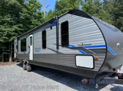 Used 2021 Coachmen Catalina Legacy 303RKDS available in Manheim, Pennsylvania