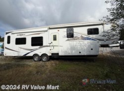 Used 2010 Heartland Bighorn 3410RE available in Manheim, Pennsylvania