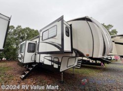 Used 2022 Forest River Sabre 37FLH available in Manheim, Pennsylvania