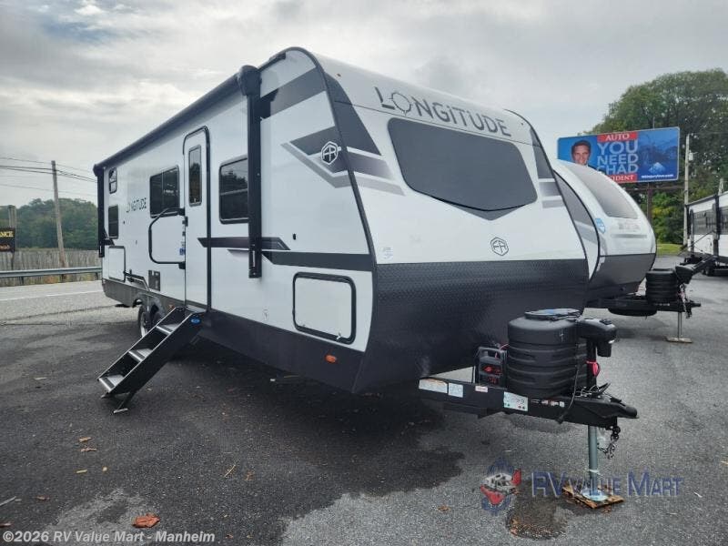 New 2026 East to West Longitude 255BH available in Manheim, Pennsylvania