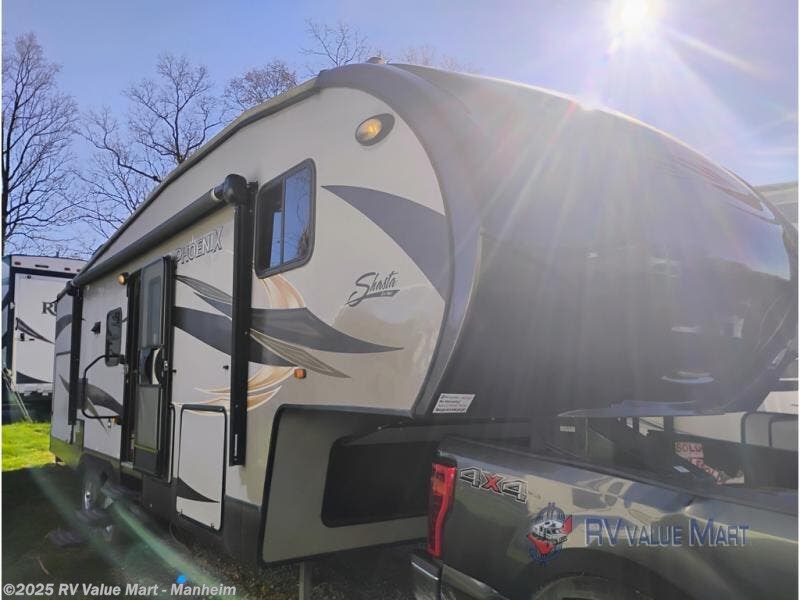 Used 2014 Shasta Phoenix Rise 28BH available in Manheim, Pennsylvania