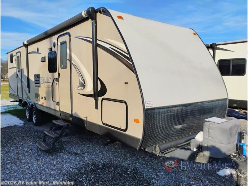 Used 2015 Dutchmen Kodiak Express 299BHSL available in Manheim, Pennsylvania