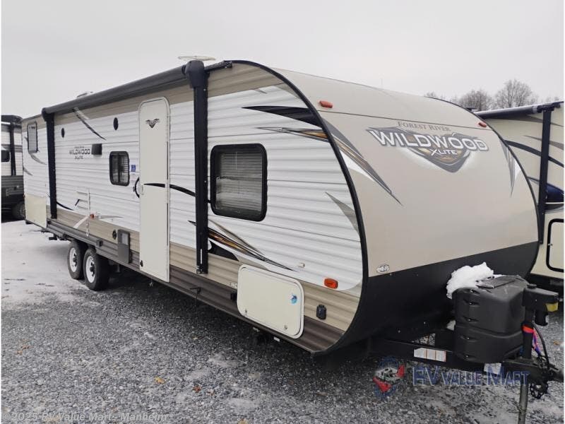 Used 2018 Forest River Wildwood 273QBXL available in Manheim, Pennsylvania