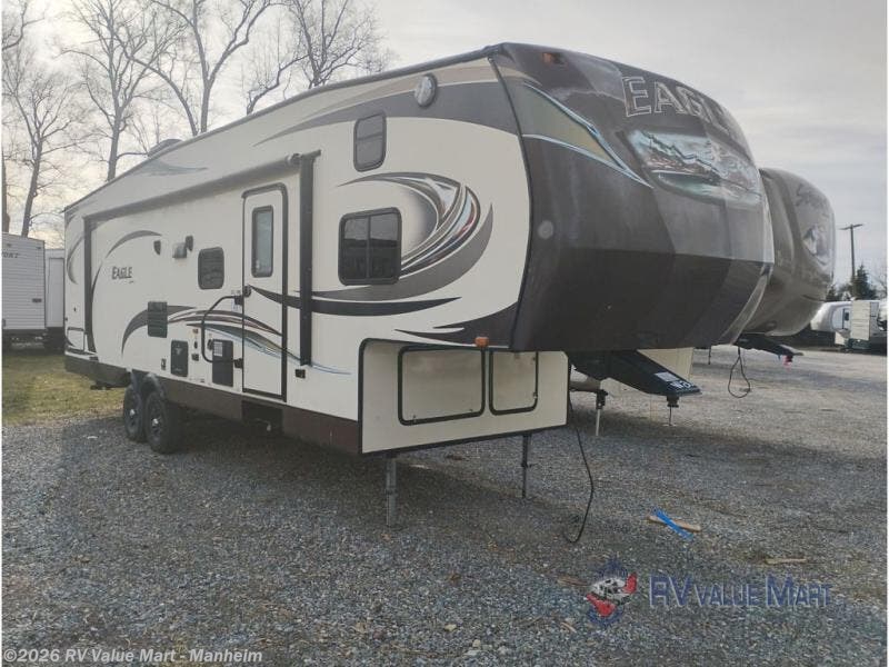Used 2014 Jayco Eagle 31.5FBHS available in Manheim, Pennsylvania