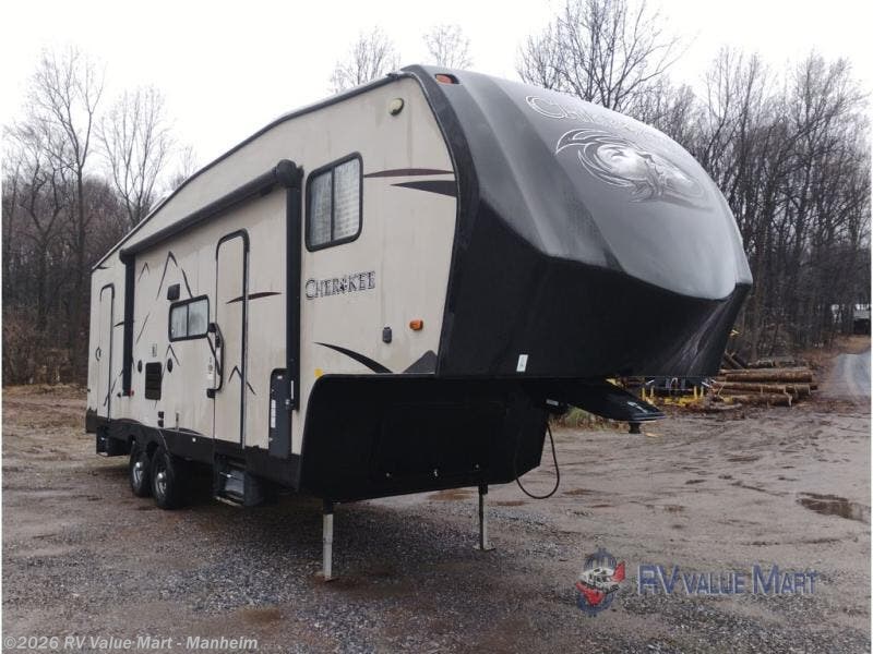 Used 2017 Forest River Cherokee 265B available in Manheim, Pennsylvania
