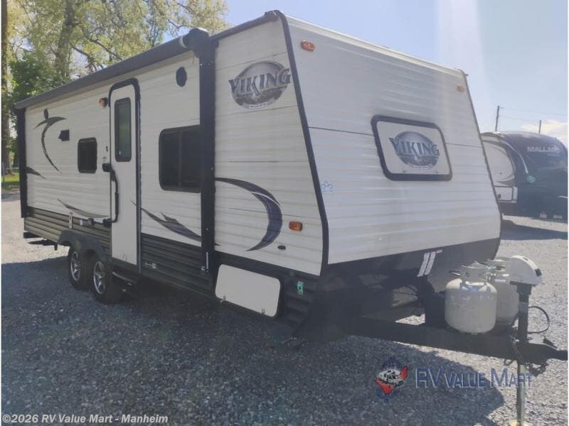 Used 2017 Coachmen Viking Saga 21BH available in Manheim, Pennsylvania