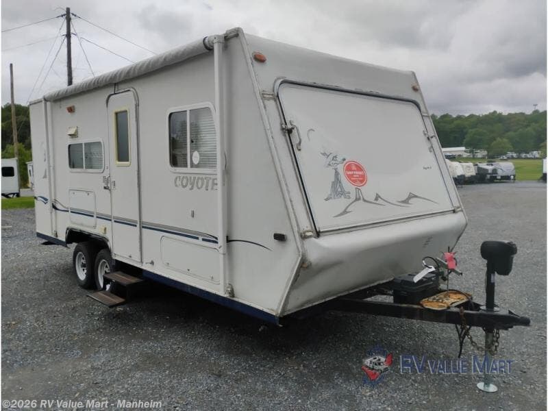 Used 2005 K-Z Coyote 22CT available in Manheim, Pennsylvania