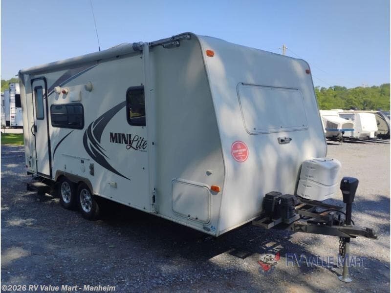 Used 2012 Forest River Rockwood Mini Lite 2109S available in Manheim, Pennsylvania