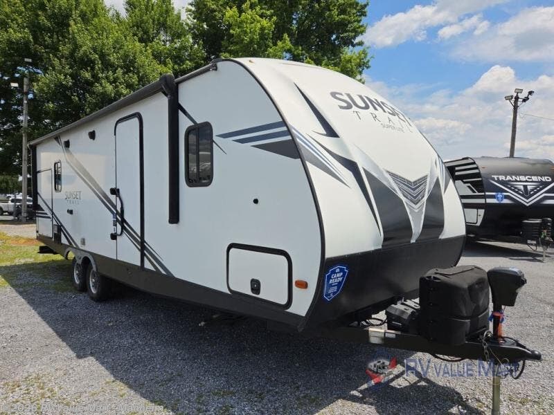 Used 2020 CrossRoads Sunset Trail SS253RB available in Manheim, Pennsylvania
