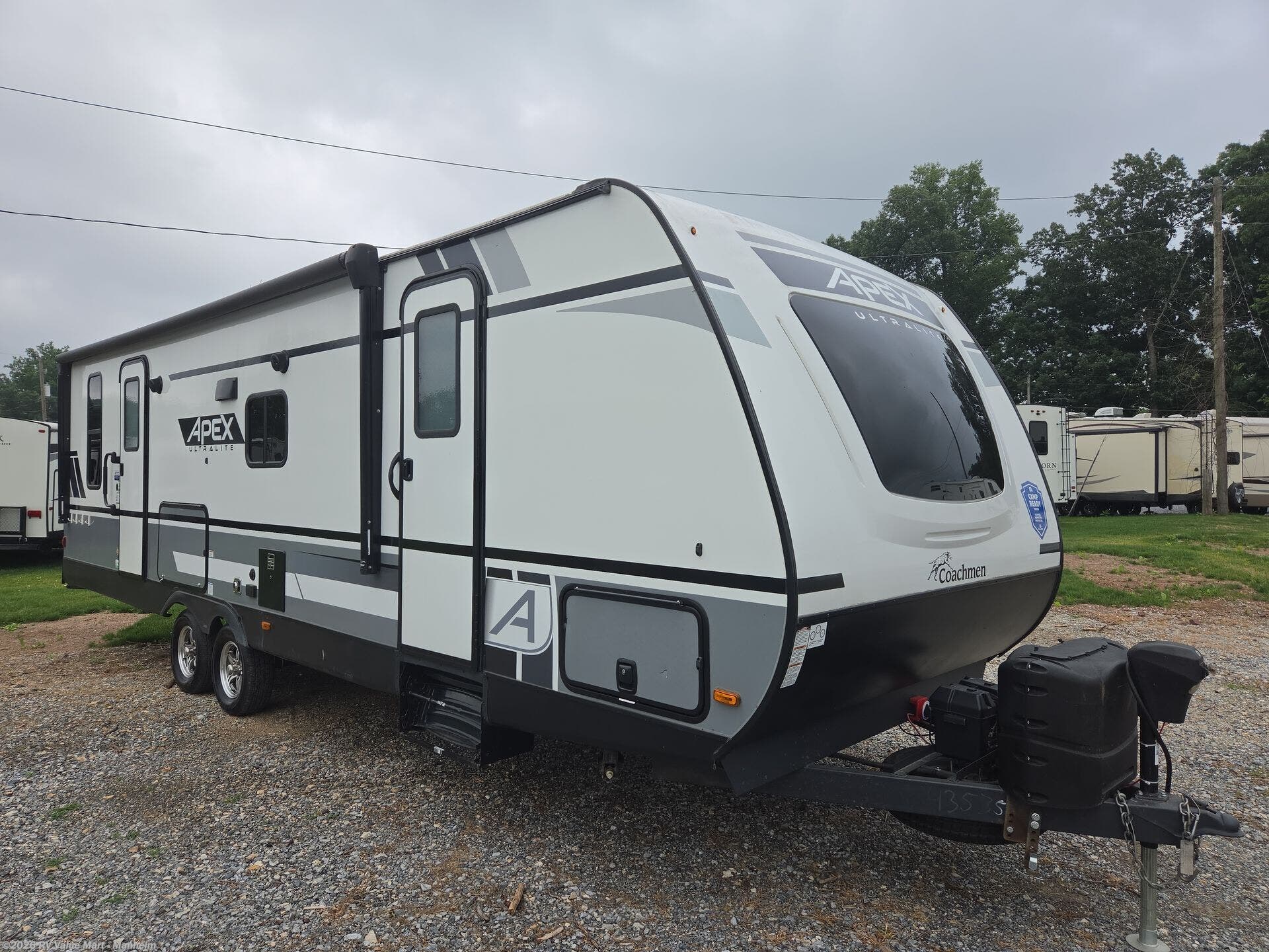 Used 2022 Coachmen Apex Ultra-Lite 266BHS available in Manheim, Pennsylvania