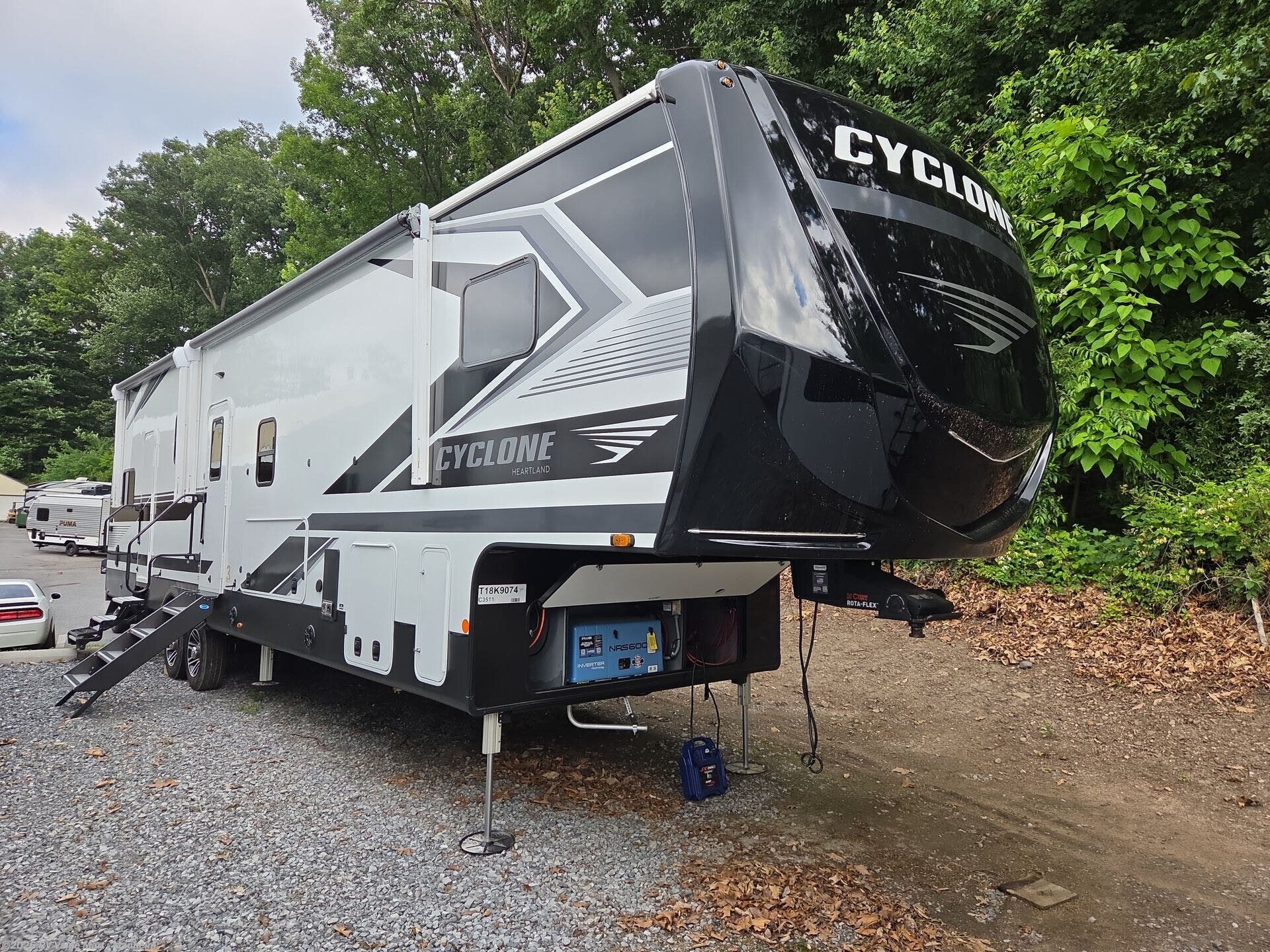 New 2026 Heartland Cyclone 3511 available in Manheim, Pennsylvania