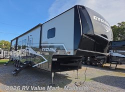 New 2027 Heartland Cyclone 3914 available in Manheim, Pennsylvania