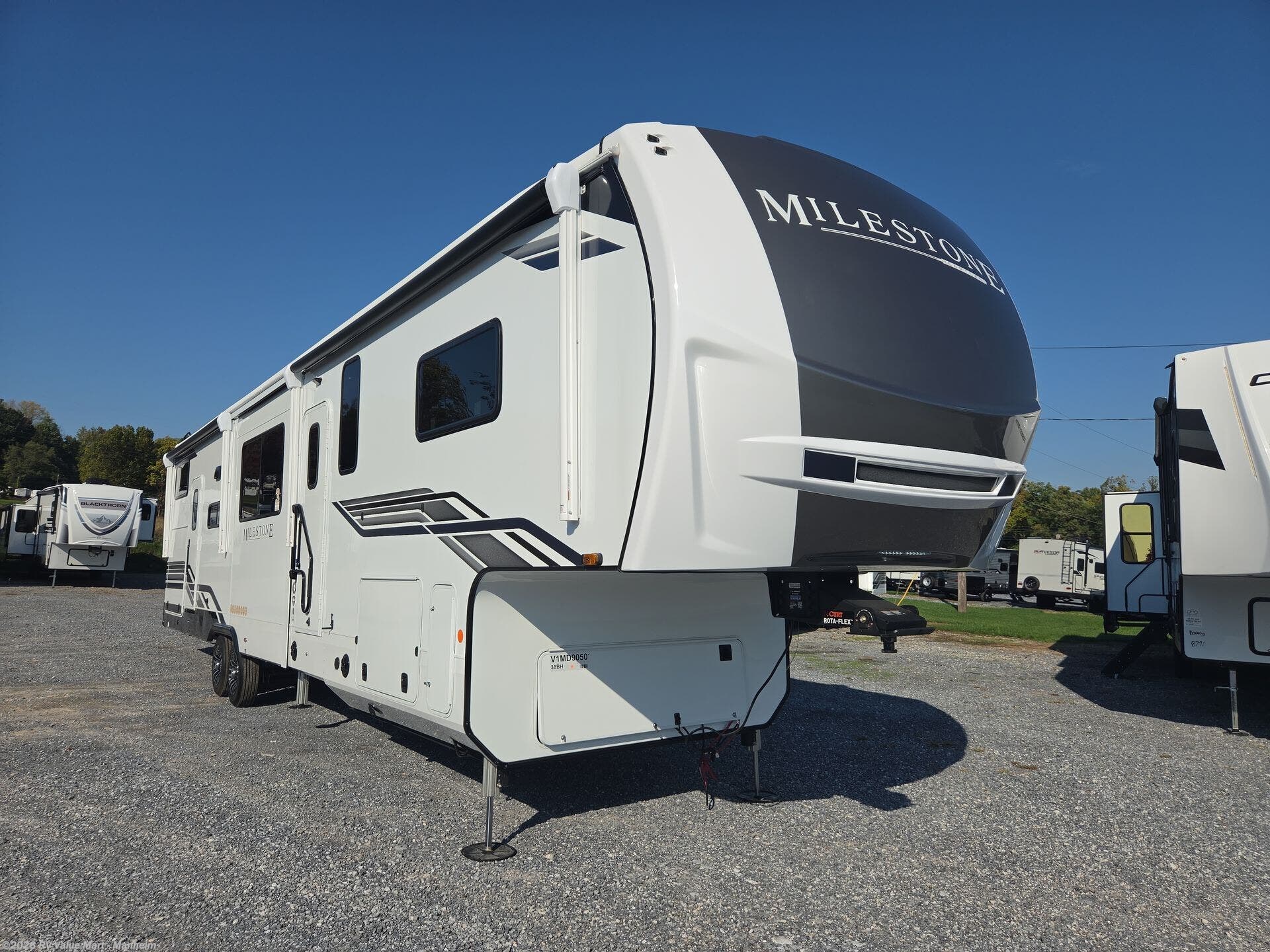 New 2027 Heartland Milestone 38BH available in Manheim, Pennsylvania