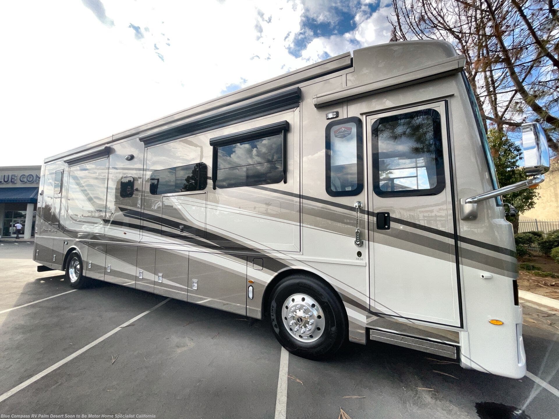 New 2026 Newmar Dutch Star 3836 available in Palm Desert, California