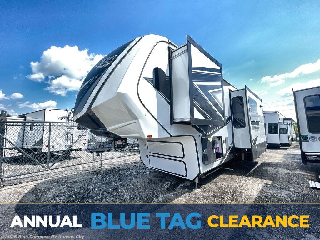 New 2025 Grand Design Momentum M-Class 344M available in Grain Valley, Missouri