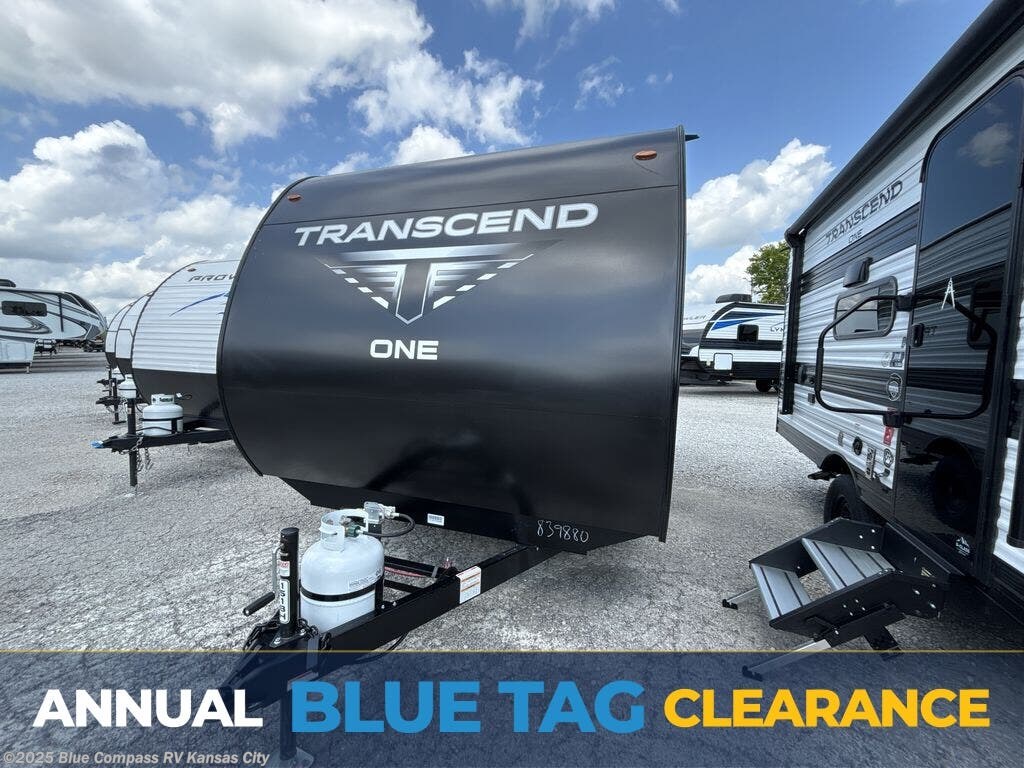 New 2026 Grand Design Transcend One 151BH available in Grain Valley, Missouri