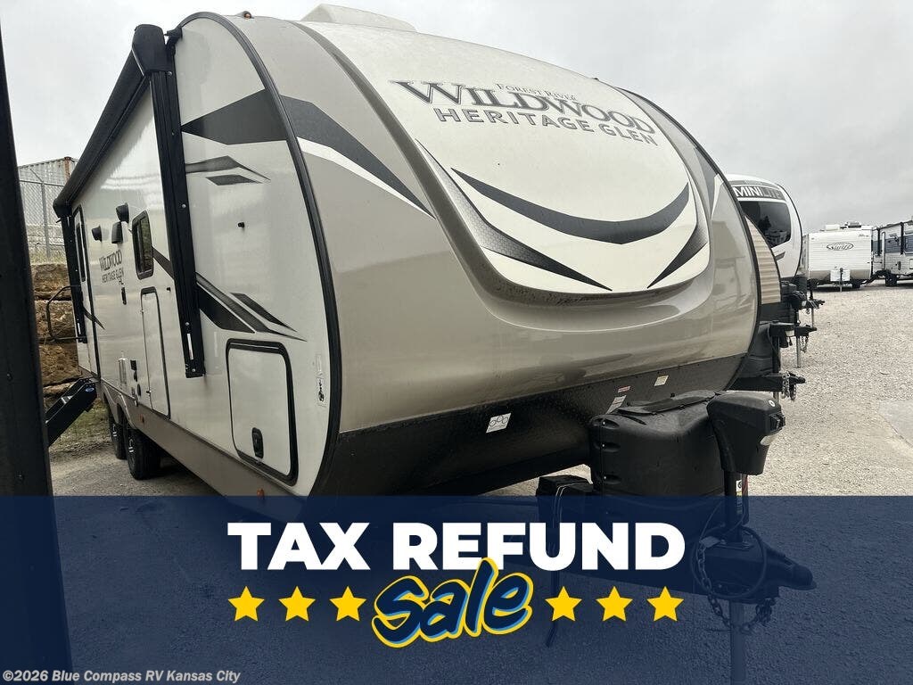 Used 2023 Forest River  HERITAGE GLEN 25rbhl available in Grain Valley, Missouri