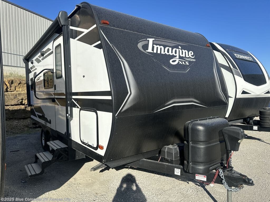 Used 2022 Grand Design Imagine XLS 17MKE available in Grain Valley, Missouri