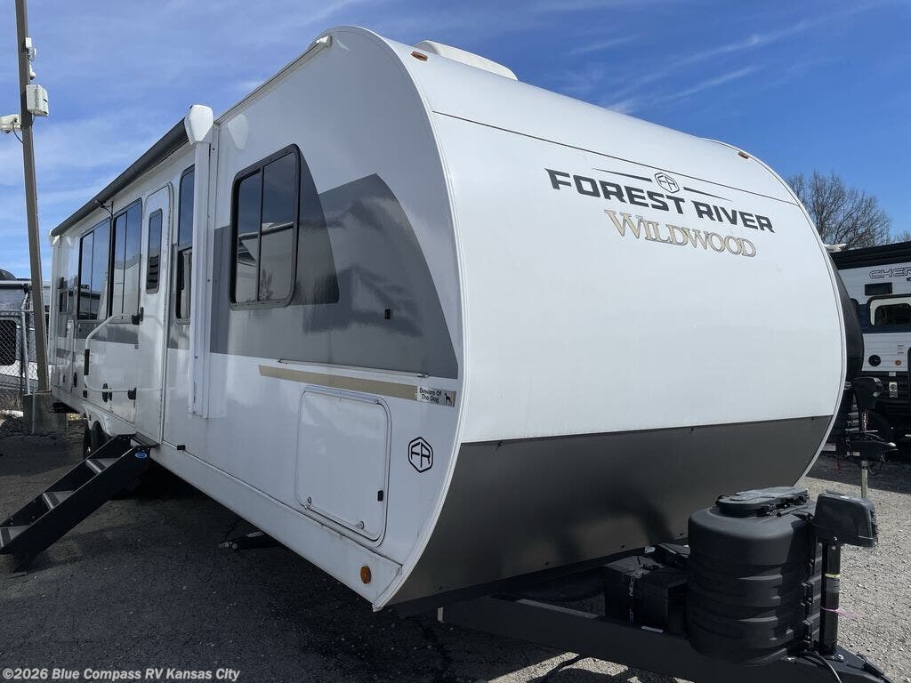 Used 2025 Forest River Wildwood M-29VIEWX available in Grain Valley, Missouri