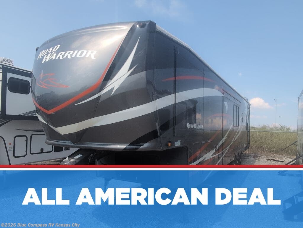 Used 2019 Heartland Road Warrior 429 available in Grain Valley, Missouri