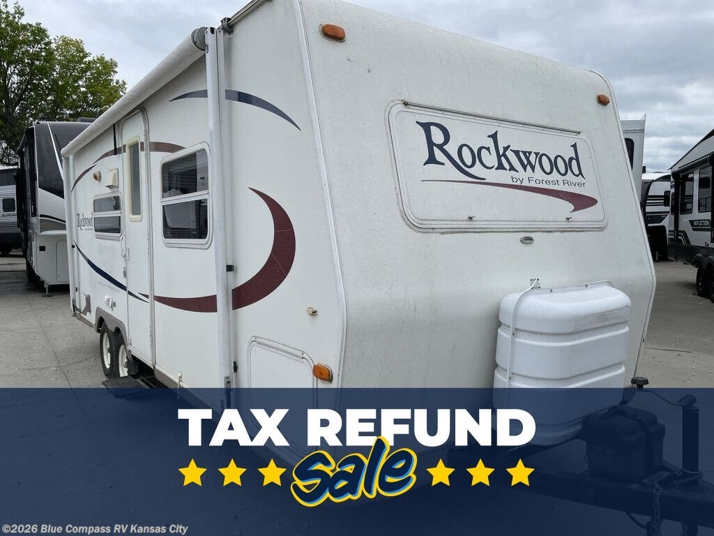 Used 2006 Forest River Rockwood 2304S available in Grain Valley, Missouri