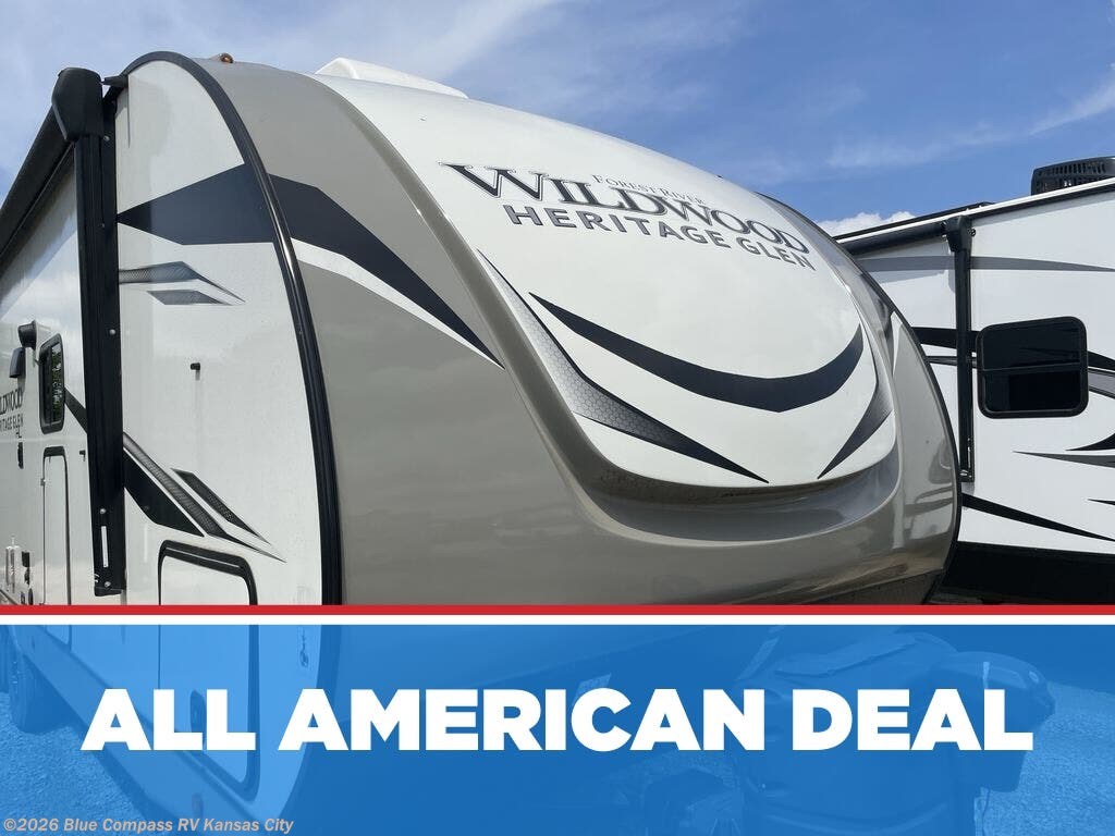 Used 2023 Forest River  HERITAGE GLEN 25RBHL available in Grain Valley, Missouri