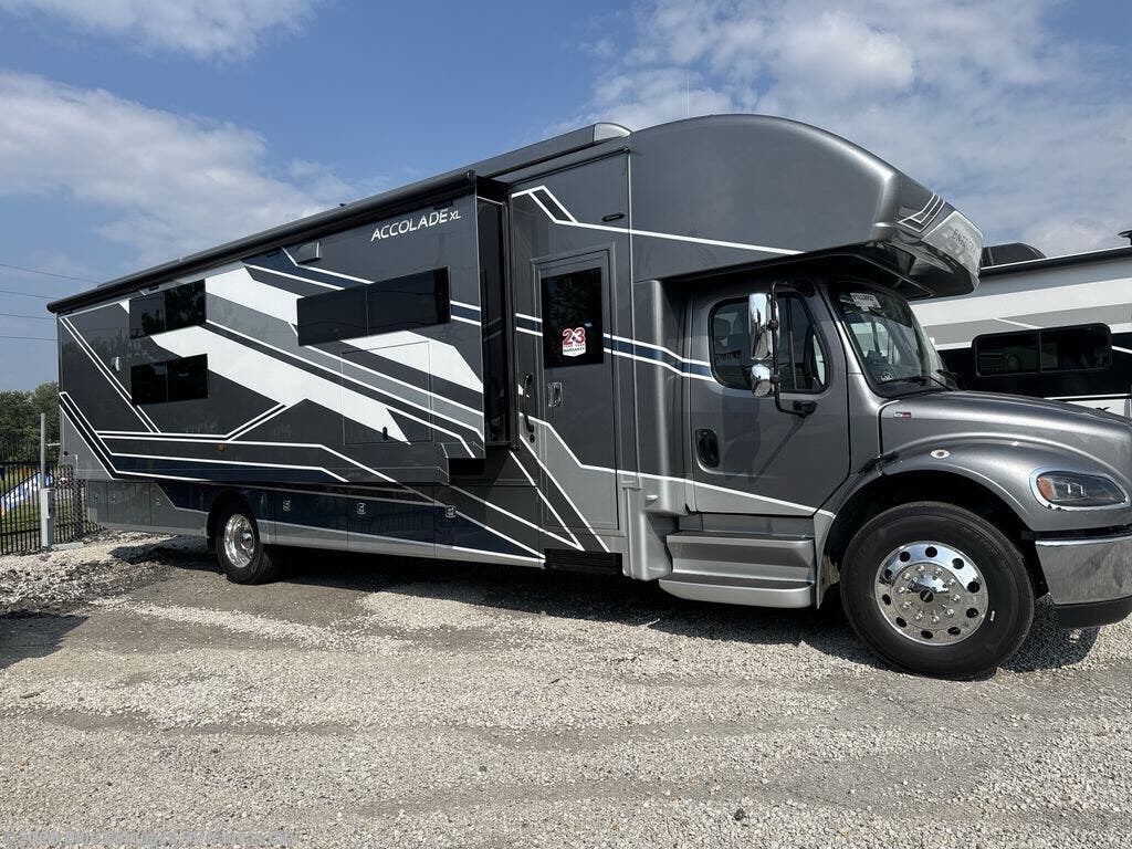 New 2027 Entegra Coach Accolade XL 37L available in Grain Valley, Missouri