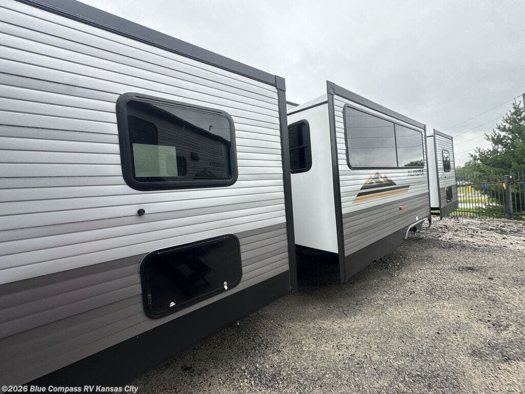 New 2027 Forest River Aurora 34BHTS-2Q available in Grain Valley, Missouri