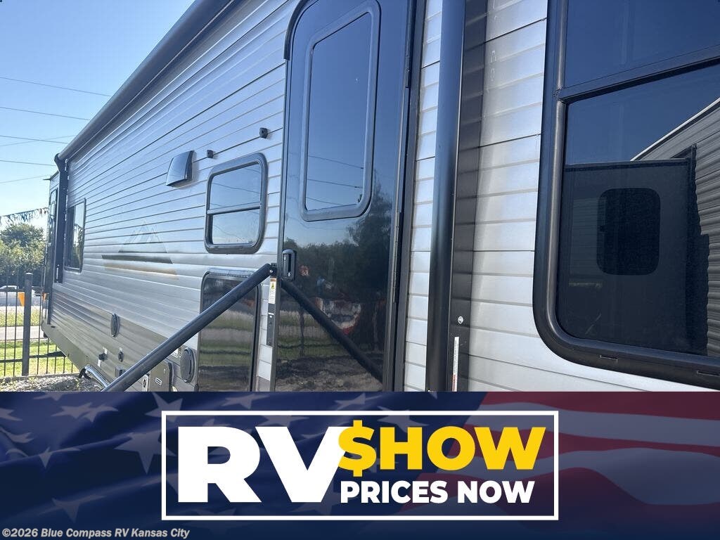 New 2027 Forest River Aurora 33DBDS available in Grain Valley, Missouri